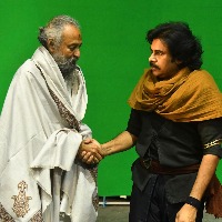 Pawan Kalyan felicitates senior art director Thota Tharani on Harihara Veeramallu sets