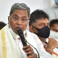 Siddaramaiah, 63 others in Karnataka get death threats