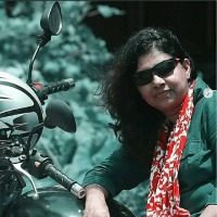 Woman In Her 50s Achieves Risky Task By Riding Bike From Delhi To Leh