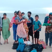 Sri Lanka people leaves for India