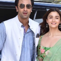 Alia Bhatt and Ranbir Kapoors wedding to have only 28 guests