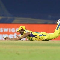IPL 2022: Rayudu's one-handed catch to dismiss Akash Deep sets social media on fire
