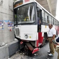 RTC Bus Hits Metro Pillar In Malakpet