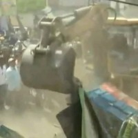 NDMC Demolishes Illegal Constructions In Violence Hit Jahangirpuri 
