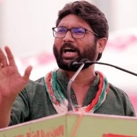Jignesh Mevani charged with Assault and Molestation on Woman Cop 