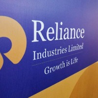 Reliance Marketcap Raised To rs 19 Lakh