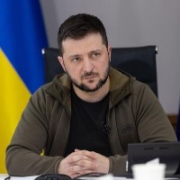 Ukraine urges Russia's troop pullback to resume talks