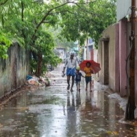 Cyclone Asani: Heavy rains in Chennai, 10 flights cancelled
