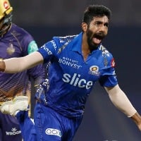 There is lot of noise outside but that doesnt affect me Jasprit Bumrah