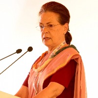 'Chintan Shivir' about national issues, meaningful self-introspection: Sonia