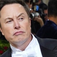 Air hostess who accused Musk of sexual misconduct paid 250000 dollars by SpaceX to keep quiet