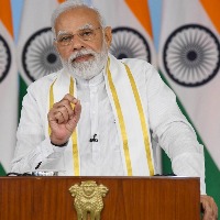 'Maintain your passion and enthusiasm': PM Modi hosts Deaflympics contingent at his residence
