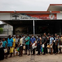 sri lanka financial crisis decreasing situations day by day