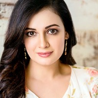 Dia Mirza accuses Vistara of not helping after her flight gets cancelled