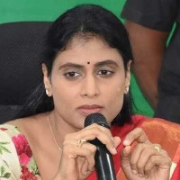 sharmila slams kcr