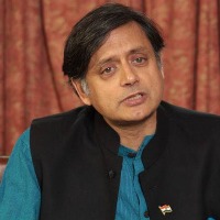 Shashi Tharoor introduces  another new word in English 