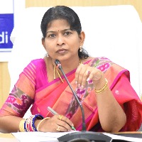 ap home minister taneti vanita comments on amalapuram clashes