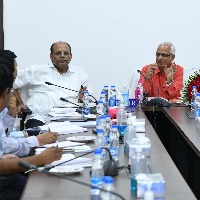 Union Panchayat Raj Secretary Sunil Kumar held a meeting with Somesh Kumar, CS to Govt