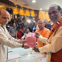 Lakshman files nomination for Rajyasabha elections 