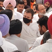 Rahul reaches Moosewala's native village, expresses grief with parents