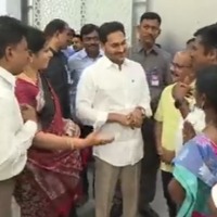 1998 DSC candidates met CM Jagan and thanked 