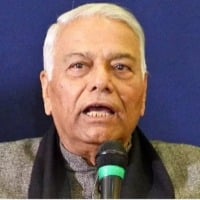 Yashwant Sinha asked for Modi support in presidential elections