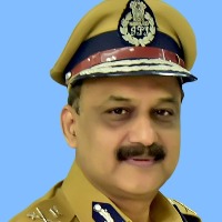 1989 batch IPS officer Vivek Phansalkar is the mumbai new police commissioner