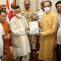 CM Thackeray submits resignation to Governor