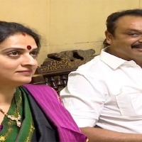 naresh rhird wife ramya attempt to attack with slipper on naresh and pavithra lokesh