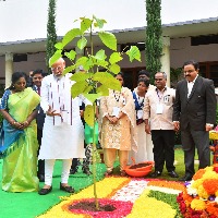 pm modi plants Kadamba plantin raj bhavan