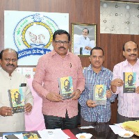 Press Note and Photos– Telangana Sahitya Akademi - Book Inauguration