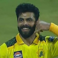 Ravindra Jadeja coming out from CSK