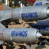 India races in arms and defense exports 