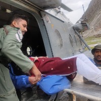 Amarnath tragedy Efforts to find 40 pilgrims continue overnight Yatra remains suspended