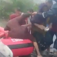 heavy rains lashed pakistan 147 dead