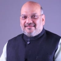 amit shah condemn attack on mp arvind in telangana