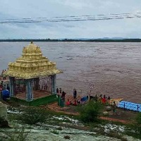Rescue, relief in full swing in flood-hit Bhadrachalam
