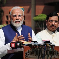 Have detailed discussions to make Monsoon Session 'fruitful': PM to MPs