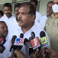 Andhra ministers hit back at Telangana over demerger demand