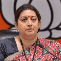 Delhi HC directs Cong leaders Jairam Ramesh and Pawan Khera to remove tweets on allegations against BJP leader Smriti Irani and her daughter