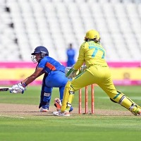 Team India eves set 155 runs target to Australia in Commonwealth Games