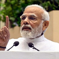 In politics, people should have courage to tell truth: PM