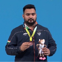 PM congratulates Lovepreet Singh for winning Bronze medal