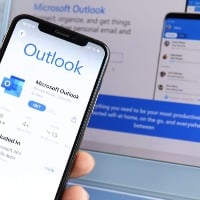 Microsoft Outlook Lite app launched for Android smartphones with low RAM capacity