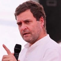 Not scared of Modi, says Rahul Gandhi