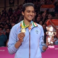 PM congratulates PV Sindhu on winning Gold medal in Badminton at CWG 2022