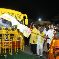 Nara Lokesh flags off mobile hospital in Mangalagiri