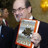 Attack on Salman Rushdie in New York