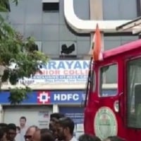 Hyd: Narayana College student sets himself on fire in principal’s office over fee row 