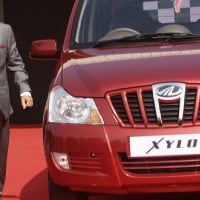 Interesting car shaped gate intrigues Anand Mahindra leaves him with questionsb